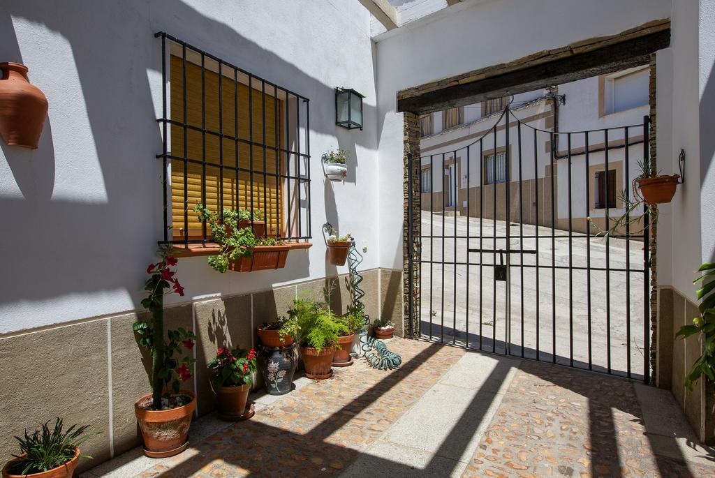 Casa Rural La Breña Hostal Talaván Exterior foto